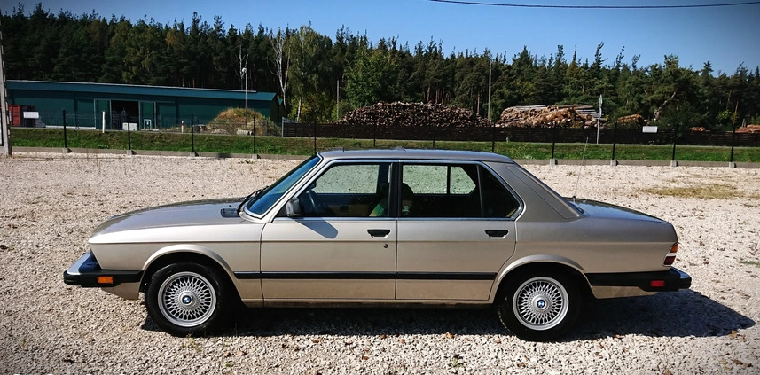 BMW Seria 5 cena 46000 przebieg: 229241, rok produkcji 1983 z Bytom Odrzański małe 154